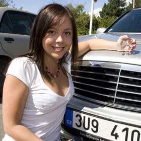 Silvie Koblížková je česká herečka. 