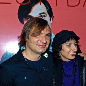 Simona Babčáková je oblíbená česká herečka, která je známá svým komediálním talentem a velkým nosem.