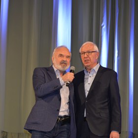 O pět let později vystudoval fyzikální chemii na Vysoké škole chemicko-technologické v Praze. 