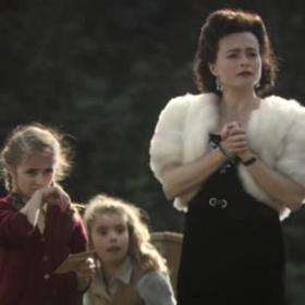 Horší než smrt je britský hraný film z roku 2007, který režíroval Frank Oz. Film popisuje pohřeb, na který se sjede široká rodina, a který pozvolna upadá do chaosu. 