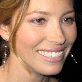 Jessica Biel je americká herečka, která zazářila například v úspěšném seriálu The Sinner, u nás Hříšná duše.