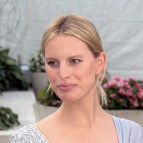 Narodila se v Děčíně do rodiny Josefa Kurky, českého basketbalisty. V patnácti letech se díky svým přátelům dostala k modelingu a následně odjela do Milána získávat nové zkušenosti a také podepsala modelingovou smlouvu s firmou Prada. V září 1999 se objevila v časopise Vogue a v sedmnácti letech se odstěhovala do New Yorku.