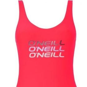 Při výběru plavek se řiďte tím, jestli budete sportovat či se pouze opalovat na pláži. Pokud zvolíte první variantu, tak hlavně dbejte na to, aby byly plavky pohodlné.