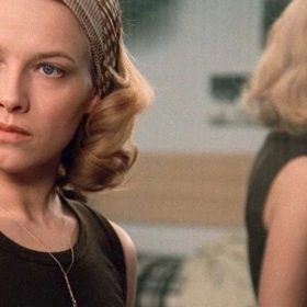 Poté působila 20 let v Divadle Na zábradlí v Praze (1970–1990), kde si zahrála např. Mášu ve Třech sestrách nebo Elvíru v Donu Juanovi. 