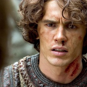 ...a ještě se při natáčení zranil...