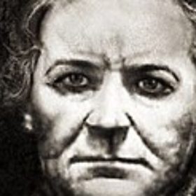 Amelia Dyer (1836 - 10. června 1896) byla jednou z největších sériových vražedkyň historie. Během třiceti let zabila ve viktoriánské Británii mezi 200 až 400 dětmi. Provozovala azyl pro nechtěné děti - ženy, které se potřebovaly potomků zbavit, jí platily za to, aby se o děti postarala. Ona je ve skutečnosti trávila a škrtila. Amelia Dyer byla popravena.