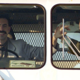 Má matka je nejstarší ženou v Kuseku. Je jí čtyřicet tři.