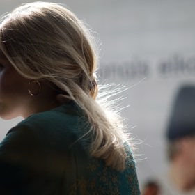 Dobrý úmysl nestačí. V praxi právě řešení problémů nezřídka prohlubuje propast mezi partnery. Často vyústí až v hádky a emoční zranění. Jak tomu předejít?