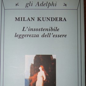 Své texty psal nejdříve česky, nyní francouzsky.