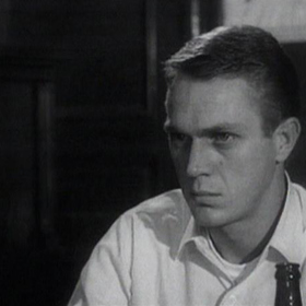 Steve McQueen, ikona americké kinematografie, ve filmu The Great St. Louis Bank Robbery (1959)