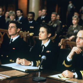 Pár správných chlapů je americké drama z roku 1992 s celou plejádou známých herců (Tom Cruise, Jack Nicholson, Demi Moore, Kevin Bacon a Kiefer Sutherland). Premiéra filmu proběhla v prosinci roku 1992 ve Westwoodu v Kalifornii.