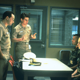 Oslovení "pane" můžete ve filmu očekávat více než 160krát. 