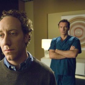 Plastická chirurgie s. r. o. je americký televizní seriál z prostředí plastické chirurgie, který byl oceněn jednou Emmy a jedním Zlatým glóbem. Vysílá se i v našich televizích, konkrétně na Prima Love.