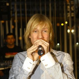 Zbyněk Drda je český zpěvák, vítěz třetí řady televizní reality show Česko hledá Superstar.