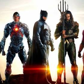 V hlavních rolích se představili Ben Affleck, Henry Cavill, Gal Gadot, Jason Momoa, Ezra Miller a Ray Fisher. 