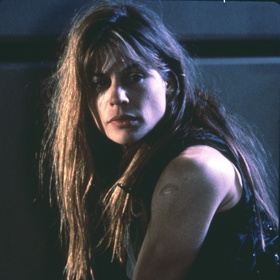 Velkou položkou rozpočtu filmu byly i honoráře herců. Linda Hamilton si vysloužila milion dolarů.