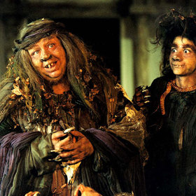 Starší čarodějnici si v pohádce zahrála Helena Růžičková.