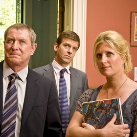 Úplně prvním dílem seriálu nebyla Smrt staré dámy, ale pilot s názvem The Killing At Badger's Drift.