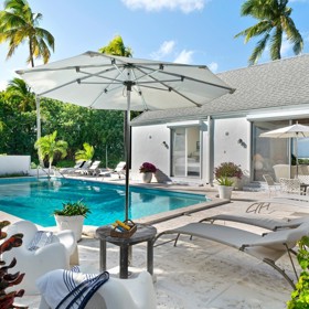 Společně s Dianou dorazili na prázdniny na Bahamy i její synové Harry a William.