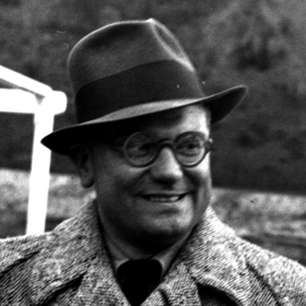 Po propuštění napsal román Útěk, který byl v roce 1969 vydán nakladatelstvím Melantrich, ale během normalizace byl stahován z prodeje. Hejdova autobiografie Žil jsem zbytečně mohla být vydána až po sametové revoluci.