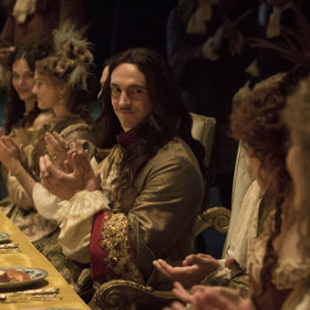 Velikosti oblečení herců dostala Madeline pouhé dva týdny před natáčením.