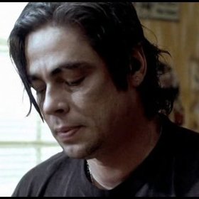 21 gramů je americký film z roku 2003, který režíroval a spoluprodukoval mexický režisér Alejandro González Iñárritu. 