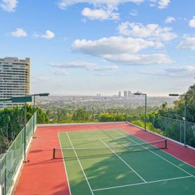 Je libo tenis? Není problém.