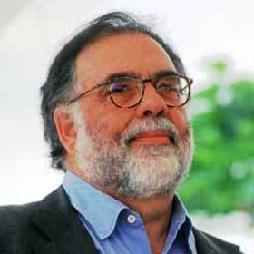 Dnes má v Kalifornii i úspěšné vinařství.