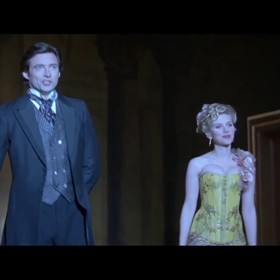 Posedlí vytvářením nejlepších iluzí upadnou do vzájemných snah se trumfnout, což má tragické důsledky.