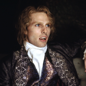 Autorka knižní předlohy Anne Rice chtěla, aby roli Lestata vzal Tom Hanks. Místo něj si pak upíra zahrál Tom Cruise.