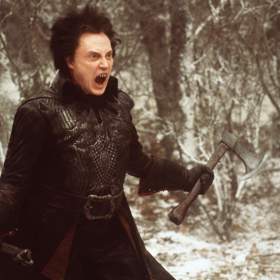 Christopher Walken se musel kvůli roli bezhlavého jezdce naučit jezdit na koni. Pro inspiraci sledoval westerny.