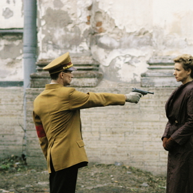 Většina exteriéru byla natočena v Petrohradě, a to díky architektuře s výraznými německými prvky.