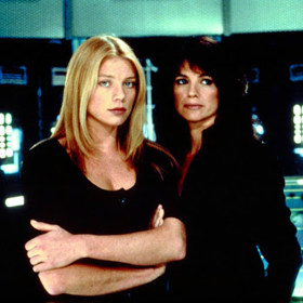 Seriál se těšil velkému zájmu diváků i v České republice. 