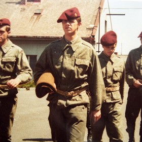 Během natáčení byl přítomen i odborný armádní poradce.