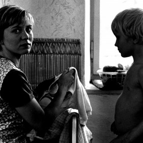 Film vznikl na motivy románu Bohumila Říhy Doktor Meluzin.