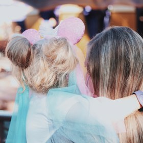 Dělat to nejlepší pro dítě znamená dělat to nejlepší pro budoucího dospělého člověka. A právě v dlouhodobém horizontu a určitém nadhledu bývá problém.