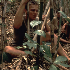 Za svůj výkon byl DiCaprio nominován na anticenu Zlatá malina.