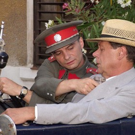 Jeho manželka trpí klinickou depresí. On sám mívá záchvaty úzkosti.