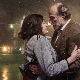 Slovenská veřejnoprávní televize odmítla vysílat verzi filmu, která obsahovala onu odvážnou erotickou scénu. Snímek totiž plánovala zařadit do hlavního vysílacího času.