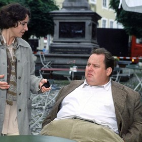 Kromě Big Bena a Otce Brauna si zahrál ještě v dalších padesáti seriálech.