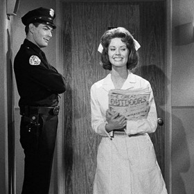 V roce 1973 vznikl remake pod názvem "Nový Perry Mason". Byl to absolutní propadák.