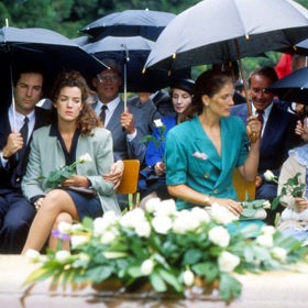 V roce 2003 si vzala menší pauzu a věnovala se otevření umělecké galerie v San Franciscu.