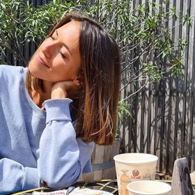 Před nějakou dobou si Kateřina Lieskovská nedokázala představit, že bude někdy prožívat klidné chvíle bez stresu a obav o život. Zde na kávě v Klentnici.