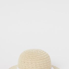 Když si vyberete správný tvar podle typu obličeje budete opravdu stylová.
