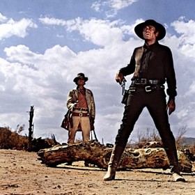 Harmoniku si měl původně zahrát Clint Eastwood.