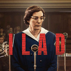 Před natáčením vzniklo až 52 verzí scénářů.