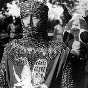 Na svobodu mu chce pomoci rytíř Ivanhoe...