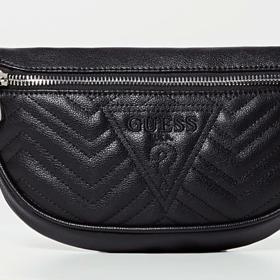 
Ledvinka Guess. Info o ceně v obchodě.