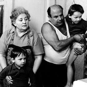 Zpočátku nechtěl Josef o filmu ani slyšet. Měl totiž fóbii z toho, že se nedokáže naučit věty ve scénáři...