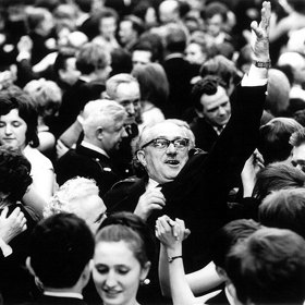 Víte kolik bral komparz? 29 Kčs.